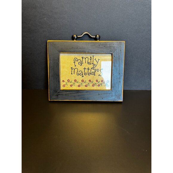 Rustic Black Wood Frame With "Family Matters" Embroidered Artwork & Handle Decor - Picture 3 of 7